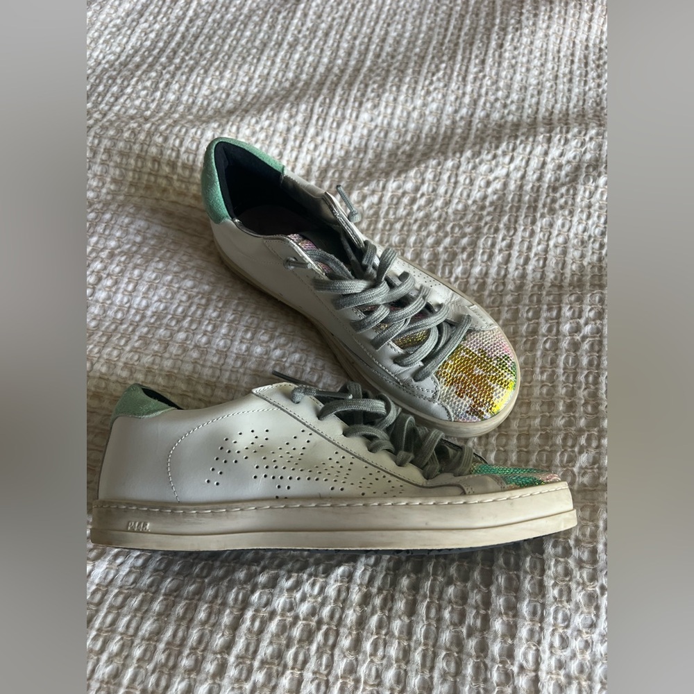 P448 Multicolor Athletic Shoes